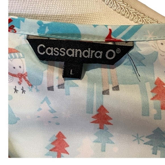 Reindeer Christmas Women’s Scrub Top - Picture 6 of 7